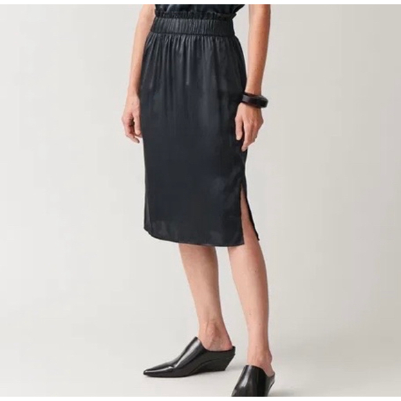 COS Dresses & Skirts - COS Midi Skirt 100% mulberry silk side slit Pleated Midnight blue/black Sz 4